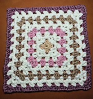 Productreview foto van klant - Scheepjes Chunky Monkey - 1710 camel - Acryl Garen