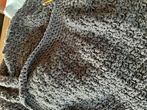 Productreview foto van klant - DROPS Baby Merino Mix - 17 donker mauve - Wol Garen