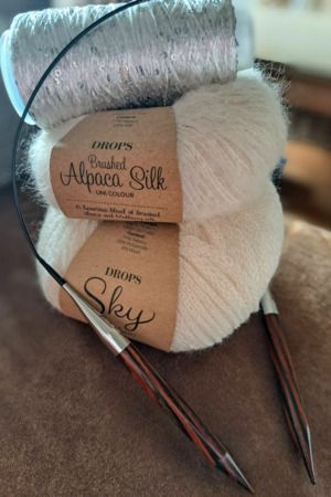 Productreview foto van klant - DROPS Sky Uni Colour - 01 wit - Wol Garen