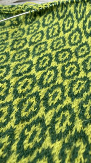 Productreview foto van klant - DROPS Alpaca Uni Colour - 2916 fel limoen - Wol Garen