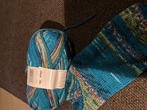 Productreview foto van klant - DROPS Fabel Print - 162 blue sea - Wol Garen