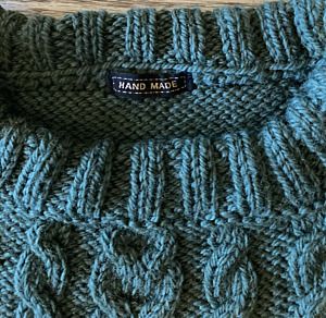 Productreview foto van klant - DROPS Alaska Uni Colour - 74 donkere klimop - Wol Garen