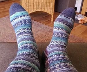 Productreview foto van klant - DROPS Fabel Print - 522 turkoois/blauw - Wol Garen