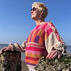 Haakpatroon Trui Noëlle van juf Sas – Luchtige zomertrui met bloemenaccenten &#127800;&#10024;
