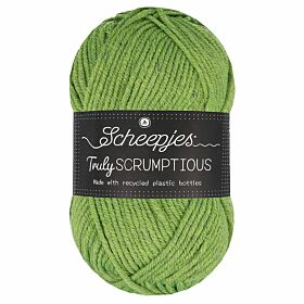 Scheepjes Truly Scrumptious 326 Matcha Chiffon Cake - Garen van Gerecyclede Plastic Flessen