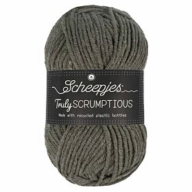 Scheepjes Truly Scrumptious 373 Liquorice Ice Cream - Garen van gerecyclede plastic flessen