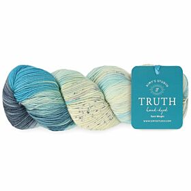 Simy’s Studio Truth Sock 60 no man is an island - Handgeverfde Merinowol Garen